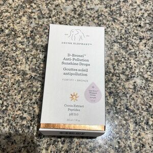 DRUNK ELEPHANT D-bronzi sunshine drops